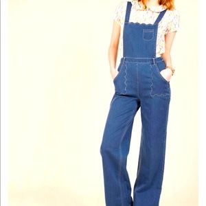 EUC ModCloth Nudge of Nostalgia overalls sz S